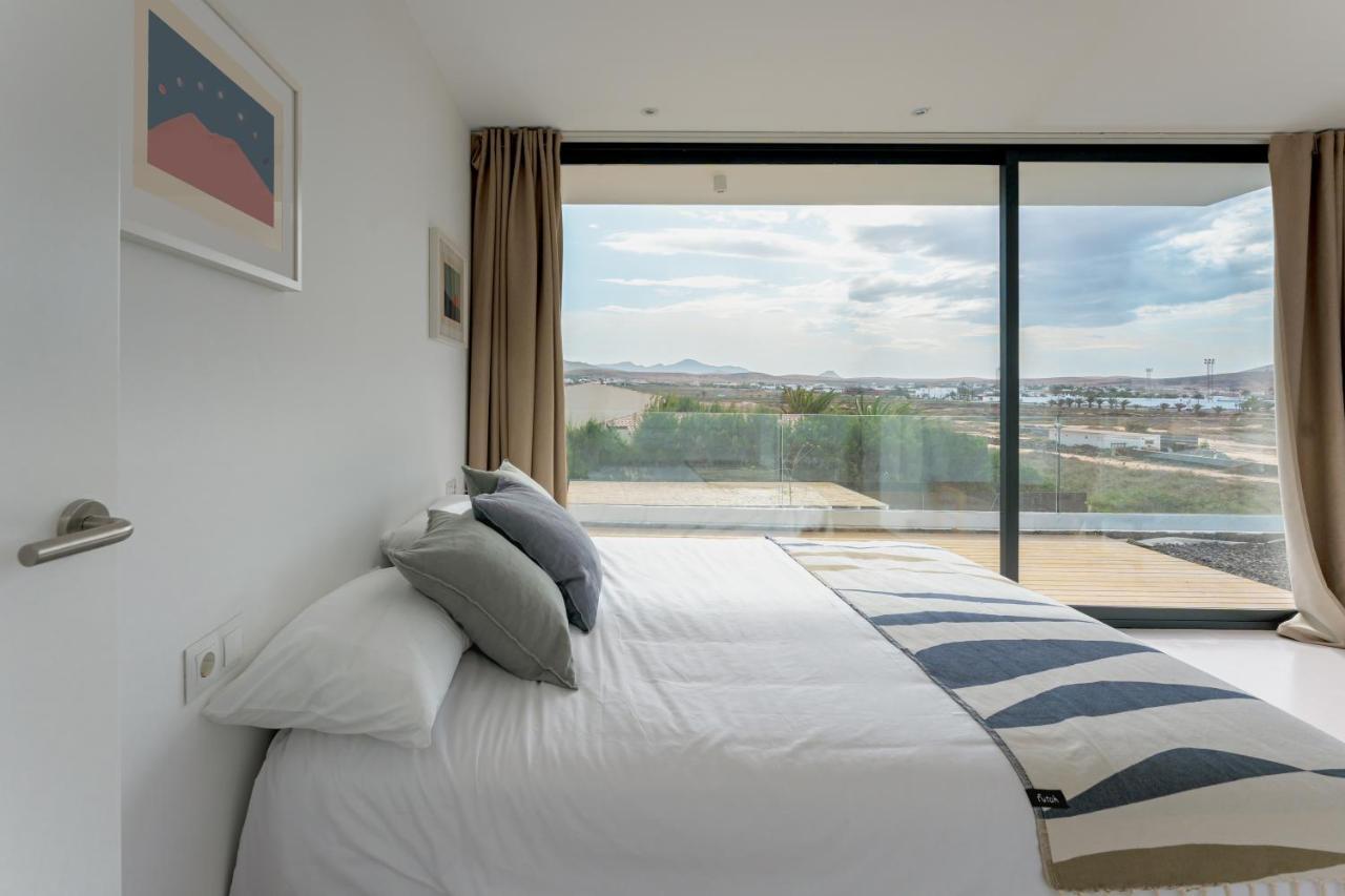 Villa Elena, Luxery Villa With Swimming Pool! 拉哈雷斯 外观 照片