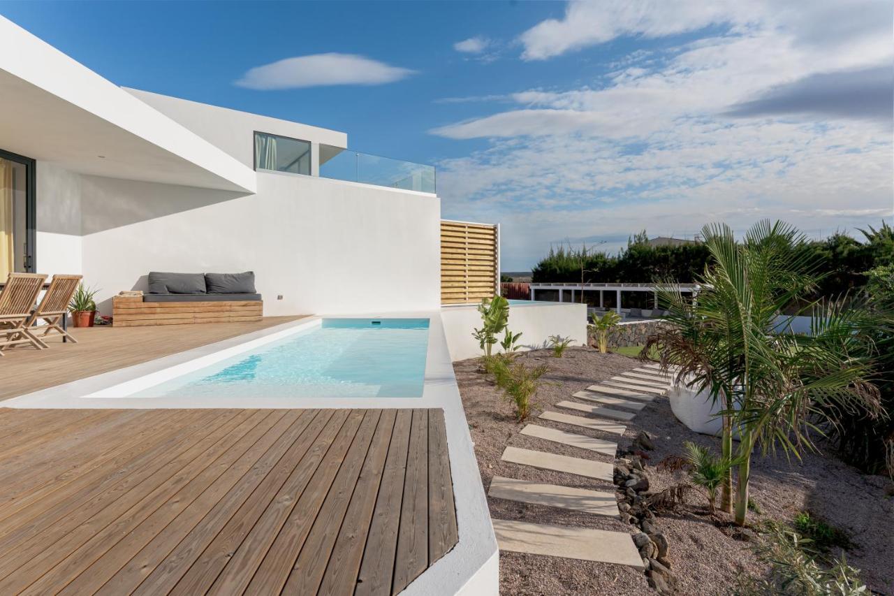 Villa Elena, Luxery Villa With Swimming Pool! 拉哈雷斯 外观 照片
