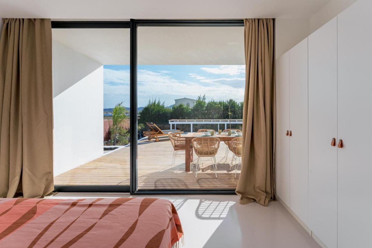 Villa Elena, Luxery Villa With Swimming Pool! 拉哈雷斯 外观 照片
