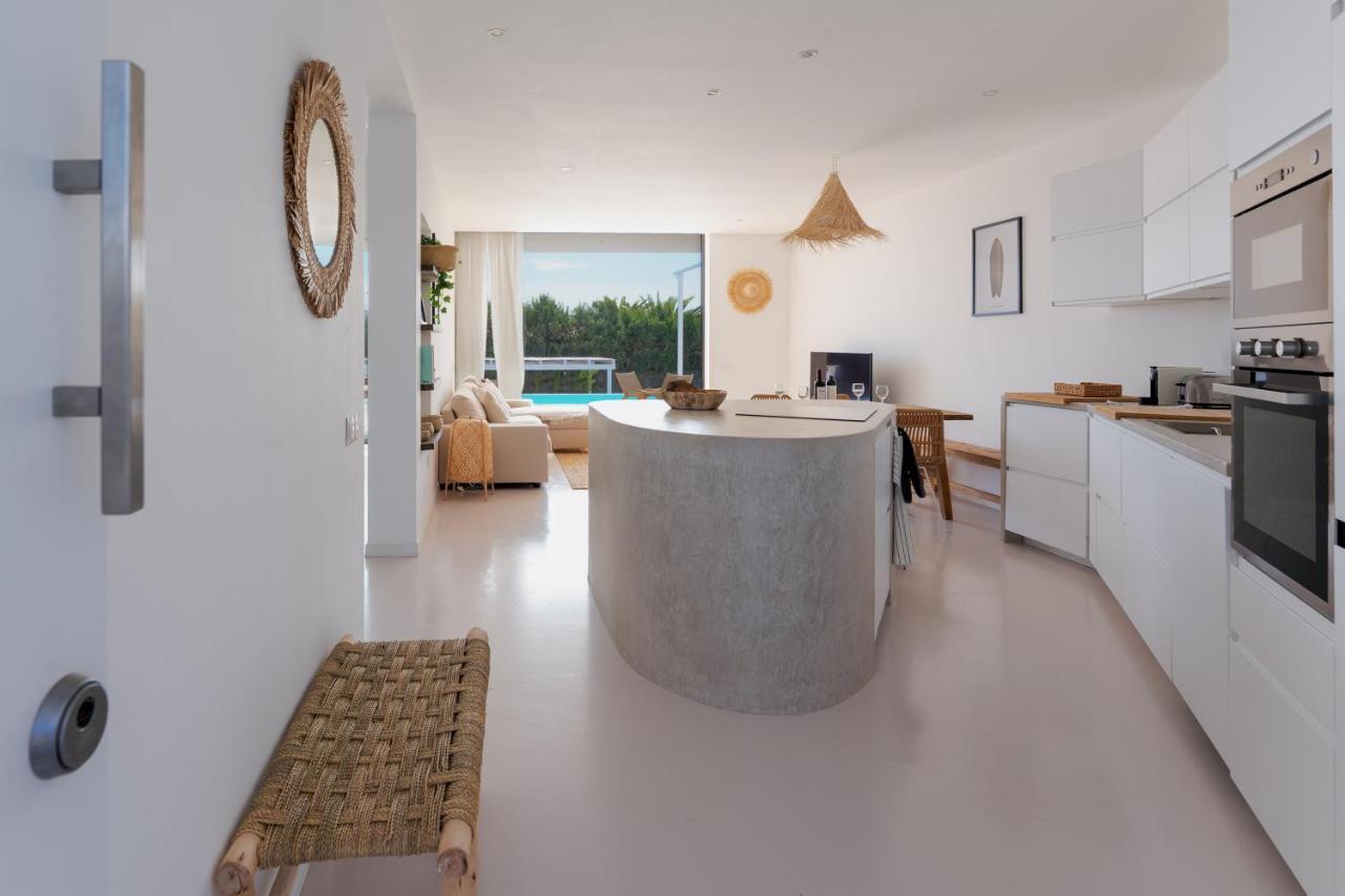 Villa Elena, Luxery Villa With Swimming Pool! 拉哈雷斯 外观 照片