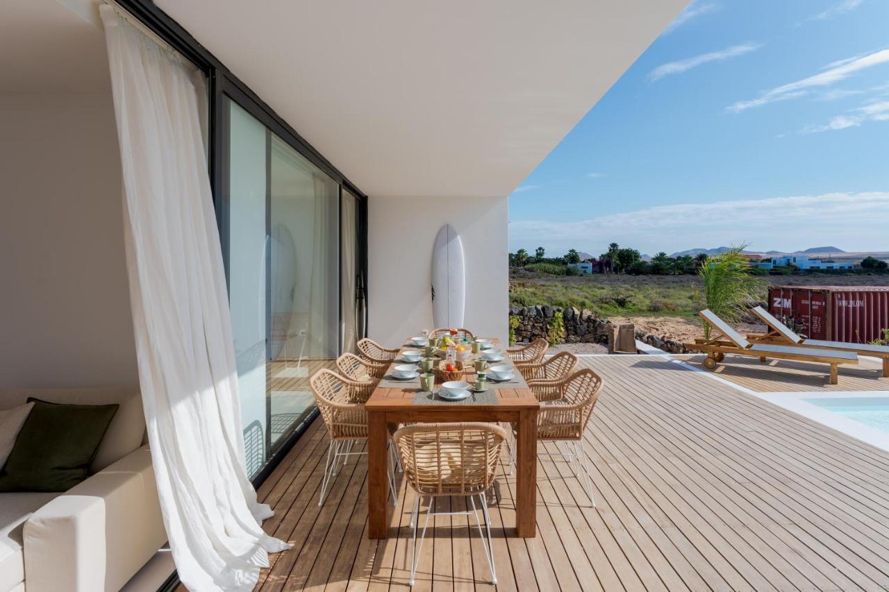 Villa Elena, Luxery Villa With Swimming Pool! 拉哈雷斯 外观 照片