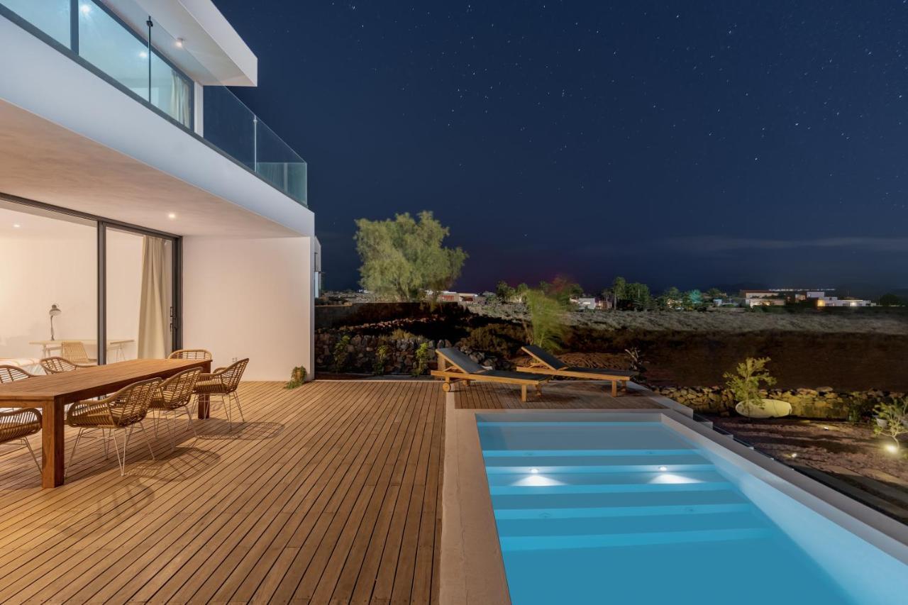 Villa Elena, Luxery Villa With Swimming Pool! 拉哈雷斯 外观 照片